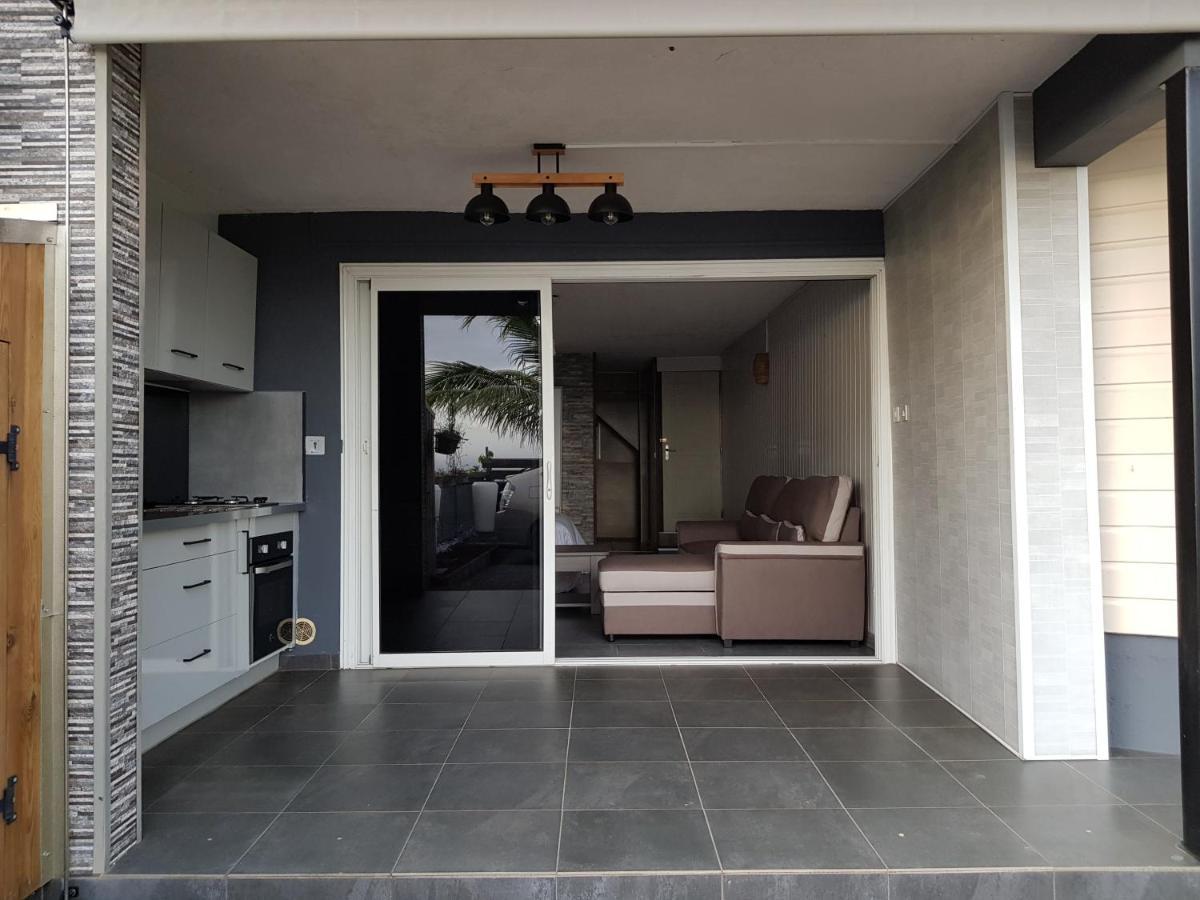 Studio Tres Bon Standing Otel Petite Île Dış mekan fotoğraf