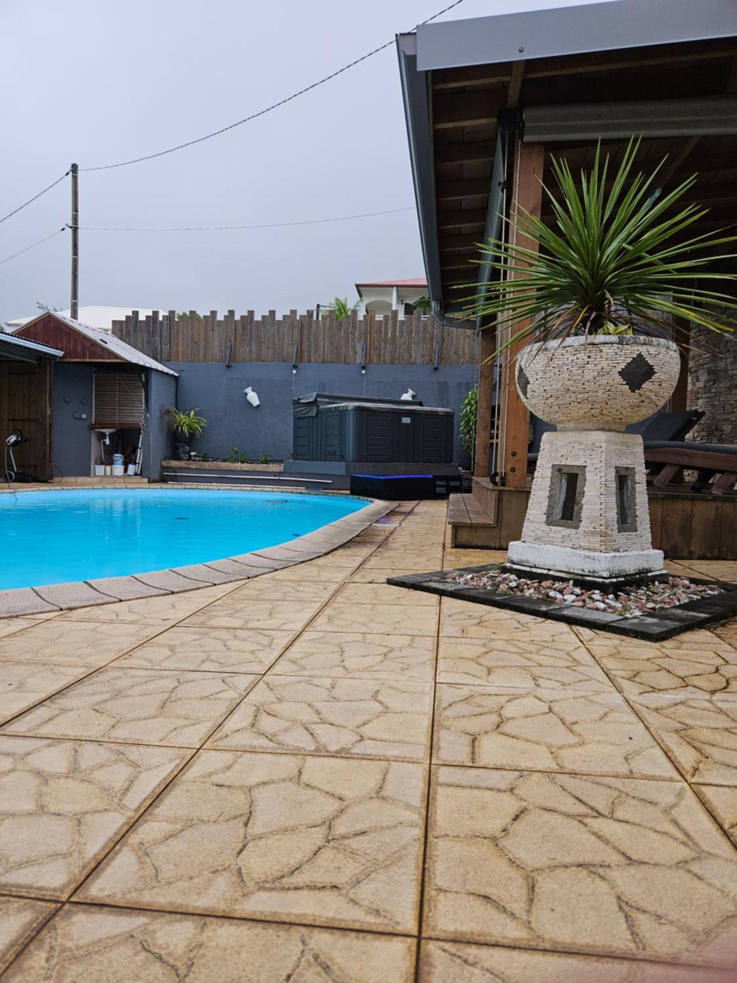 Studio Tres Bon Standing Otel Petite Île Dış mekan fotoğraf